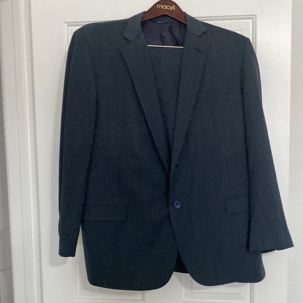 Brooks Brothers Brooks Cool 2 piece suit blue. Size 46R